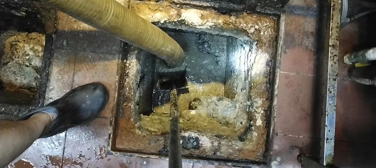 文登化油池清理-污水池清掏